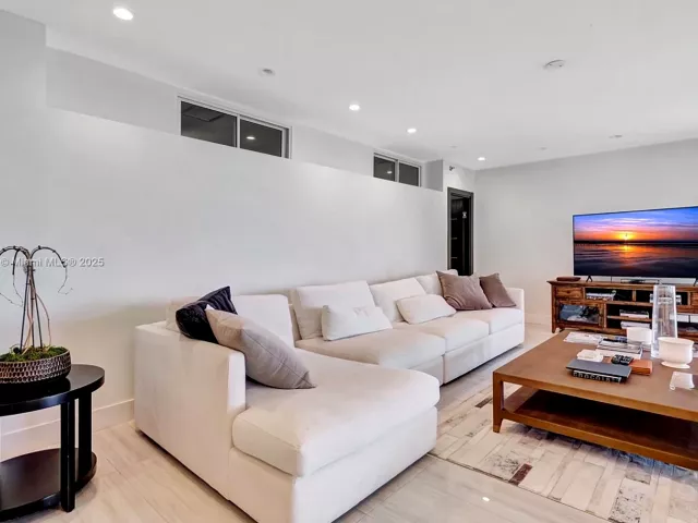 Продажа квартиры #311 - фото 6172744