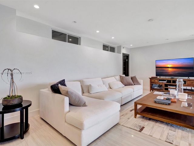 Продажа квартиры #311 - фото 6172744