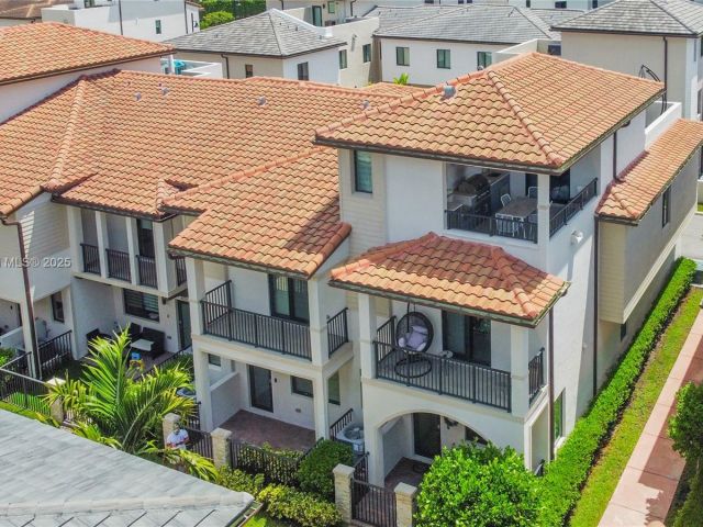 Продажа дома по адресу 4809 NW 83rd Pkwy - фото 6190022