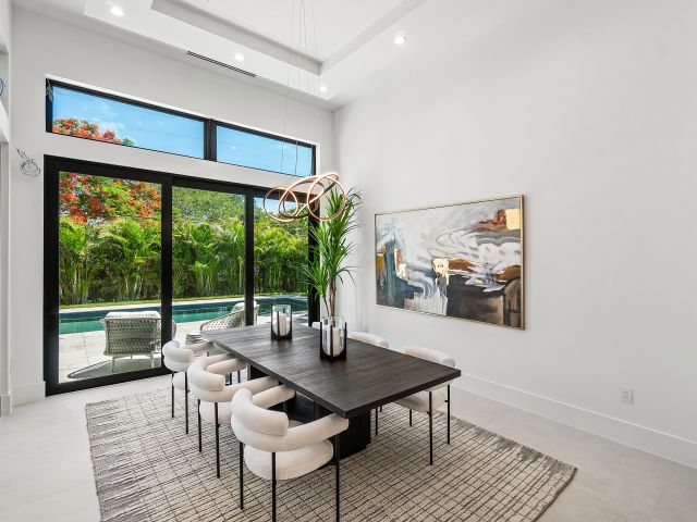 Продажа дома по адресу 17 NW 15th Street - фото 6599395