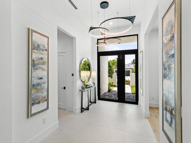 Продажа дома по адресу 17 NW 15th Street - фото 6599410