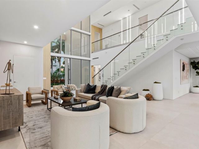 Продажа дома по адресу 91 Fiesta Way - фото 6195365