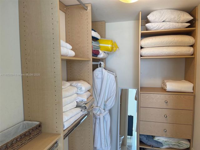 Квартира в аренду номер3407 - фото 6173065