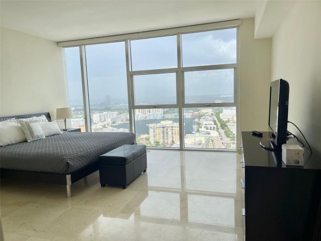 Квартира в аренду номер3407 - фото 6173066