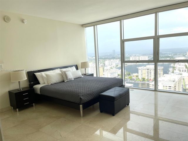 Квартира в аренду номер3407 - фото 6173067