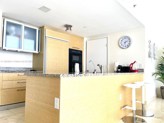 Квартира в аренду номер3407 - фото 6173073