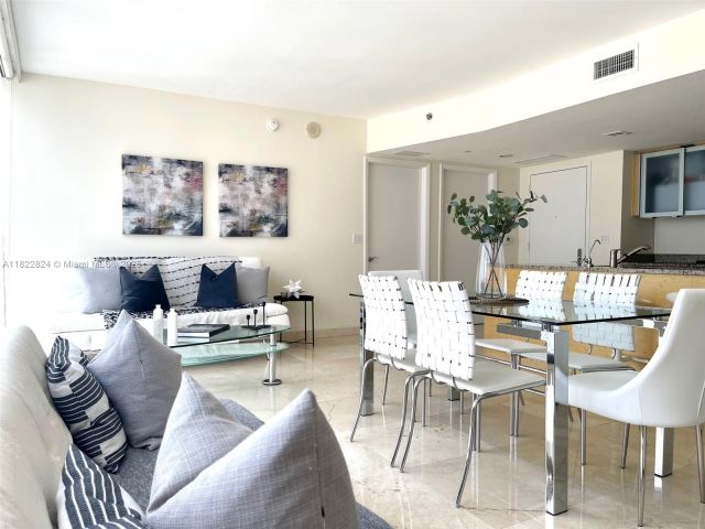 Квартира в аренду номер3407 - фото 6173076