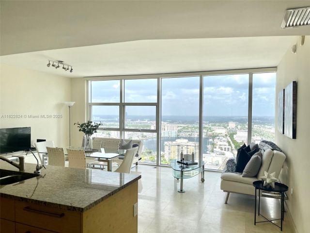 Квартира в аренду номер3407 - фото 6173079