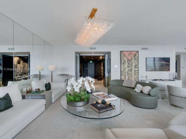 Продажа квартиры #3402 - фото 6191825