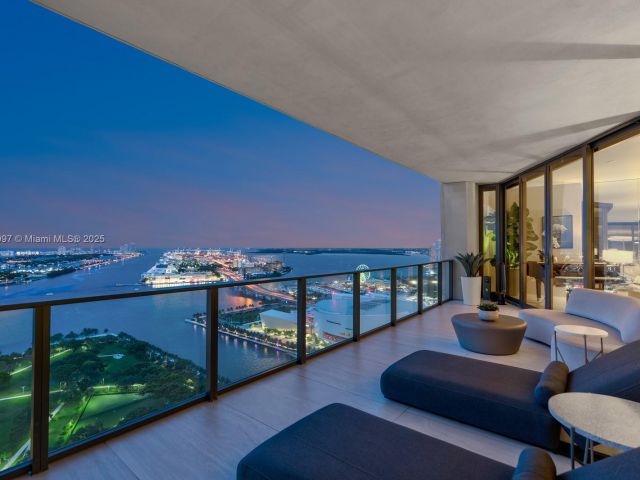 Продажа квартиры #3402 - фото 6191829