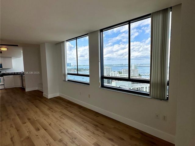 Продажа квартиры #3007 - фото 6171775