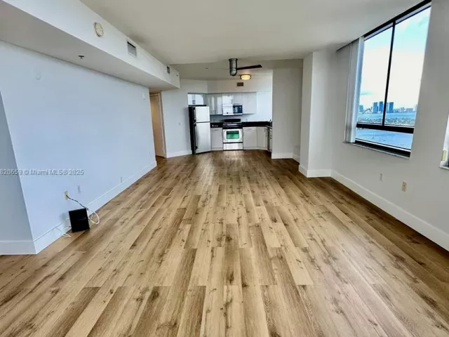 Продажа квартиры #3007 - фото 6171771