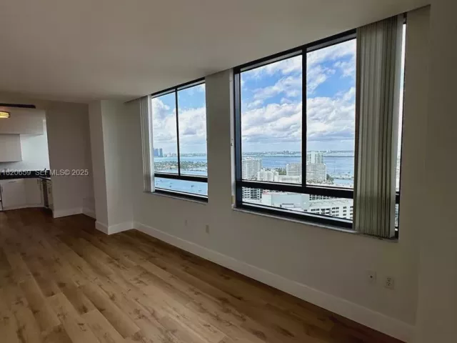 Продажа квартиры #3007 - фото 6308937