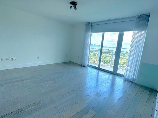 Квартира в аренду номер2203 - фото 6172864