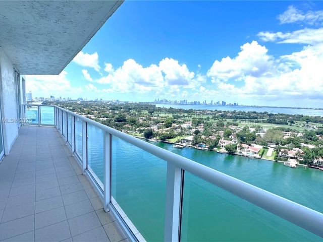 Квартира в аренду номер2203 - фото 6172870