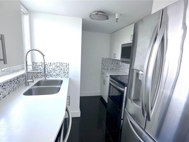 Квартира в аренду номер2203 - фото 6172871