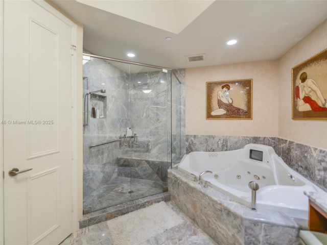 Продажа квартиры #1104 - фото 6172940