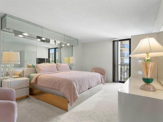 Продажа квартиры #6-A - фото 6184303