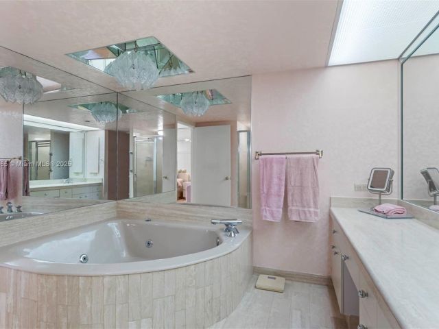 Продажа квартиры #6-A - фото 6184304