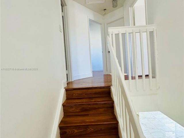 Продажа дома по адресу 18961 NW 22nd St - фото 6172058