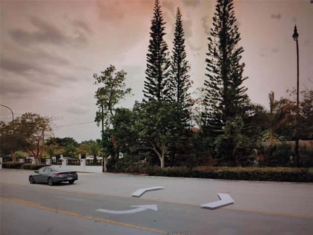 Продажа дома по адресу 330 NW 127th Ave - фото 6170336