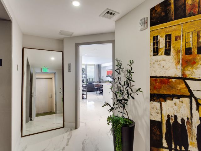 Продажа квартиры #4711 - фото 6173132