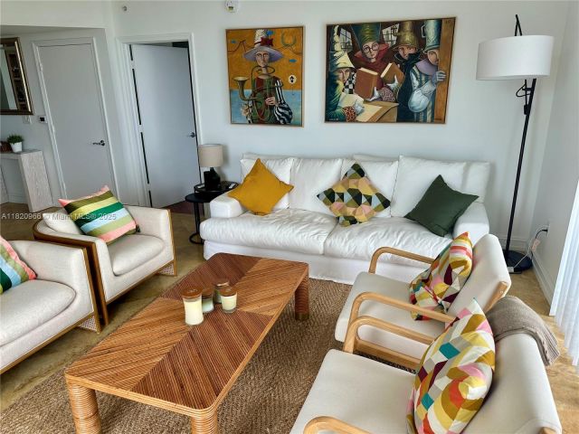 Продажа квартиры #914 - фото 6176562