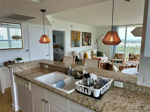 Продажа квартиры #914 - фото 6176567