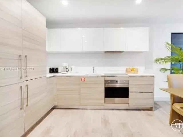 Продажа квартиры #N521 - фото 6173286