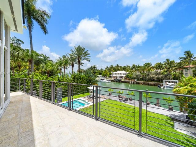 Продажа дома по адресу 1833 W 24th St - фото 6171969