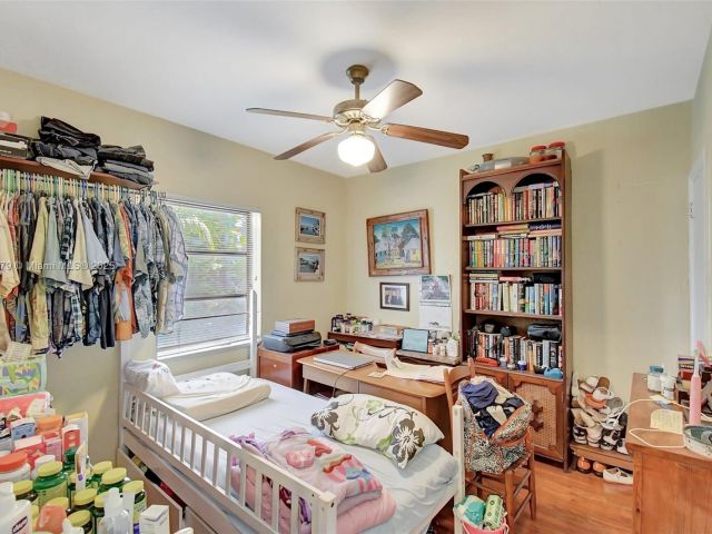 Продажа дома по адресу 1991 NE 178th St - фото 6227531