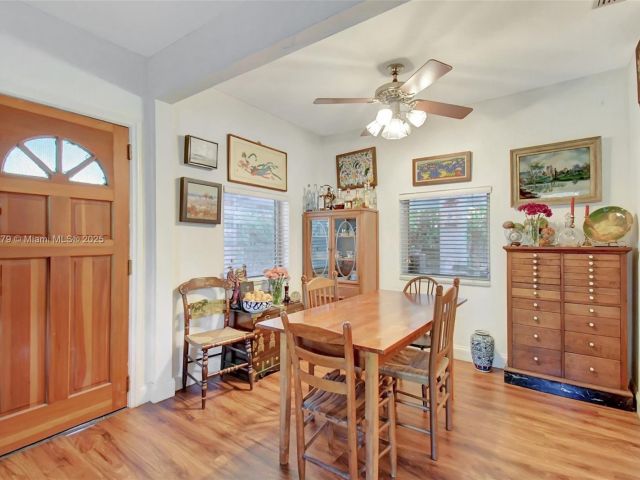 Продажа дома по адресу 1991 NE 178th St - фото 6227544