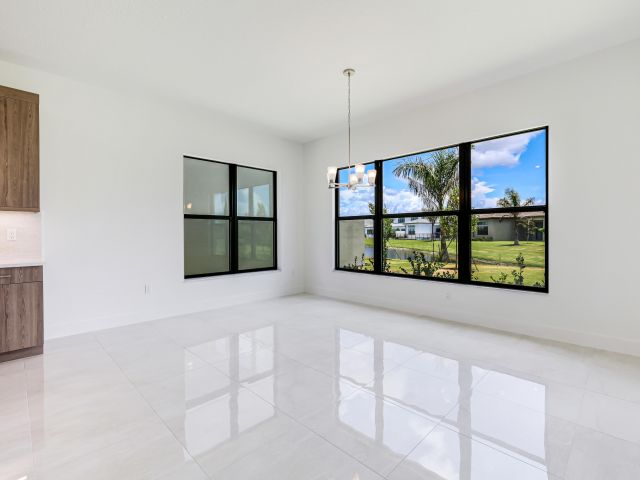 Дом в аренду по адресу 9451 Riverside Park Drive - фото 6372949