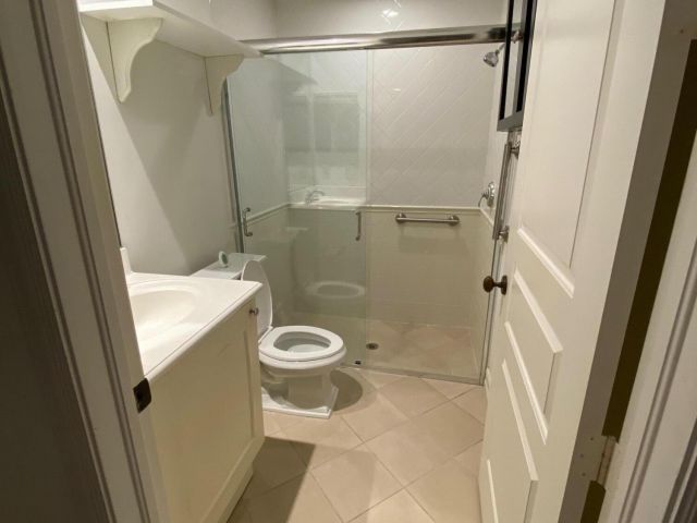 Дом в аренду по адресу 319 Flamingo Drive - фото 6173555