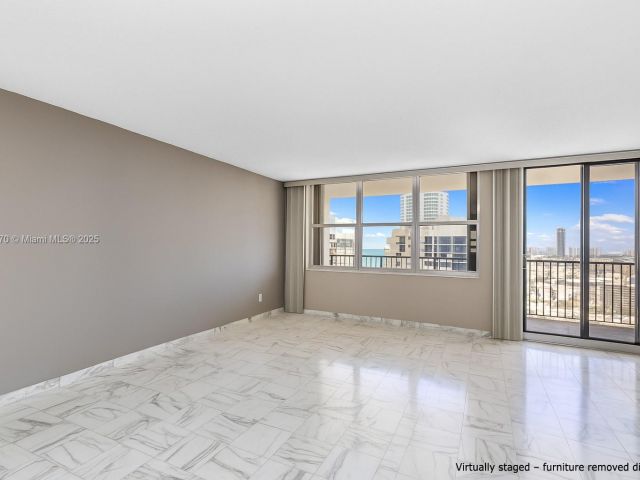 Продажа квартиры #2707 - фото 6174369