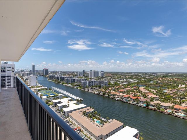 Продажа квартиры #2707 - фото 6174374