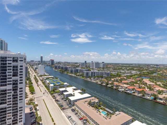 Продажа квартиры #2707 - фото 6174376