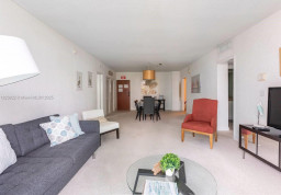 Квартира #5M