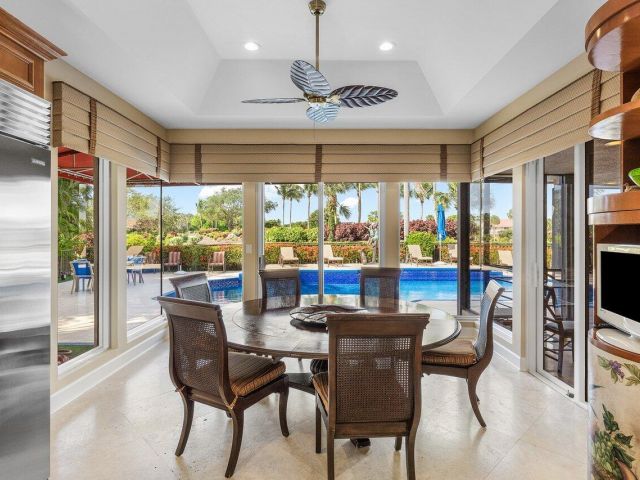 Продажа дома по адресу 4484 Bocaire Blvd Boulevard - фото 6317043