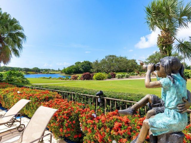 Продажа дома по адресу 4484 Bocaire Blvd Boulevard - фото 6317052