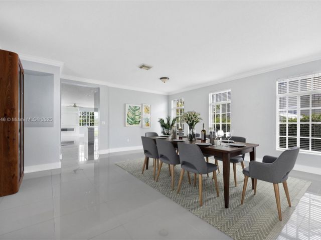 Продажа дома по адресу 27681 SW 139th Pl - фото 6188156