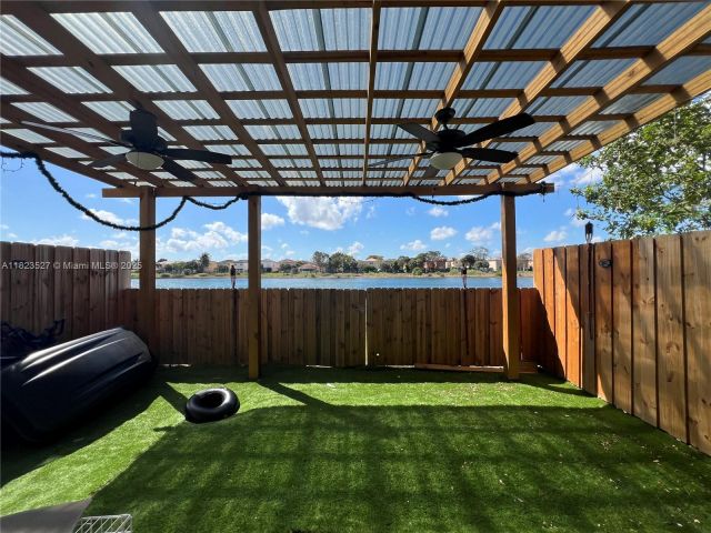 Дом в аренду по адресу  - фото 6175051