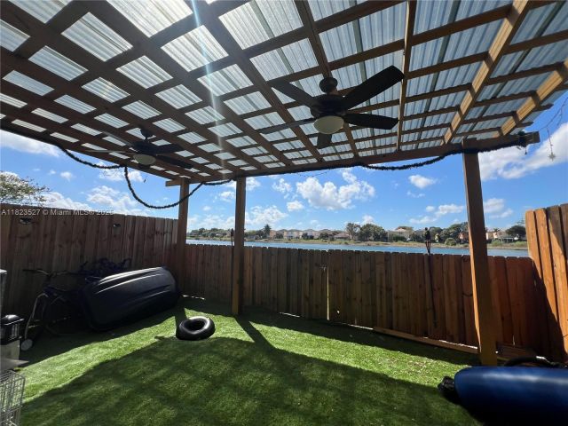 Дом в аренду по адресу  - фото 6175052