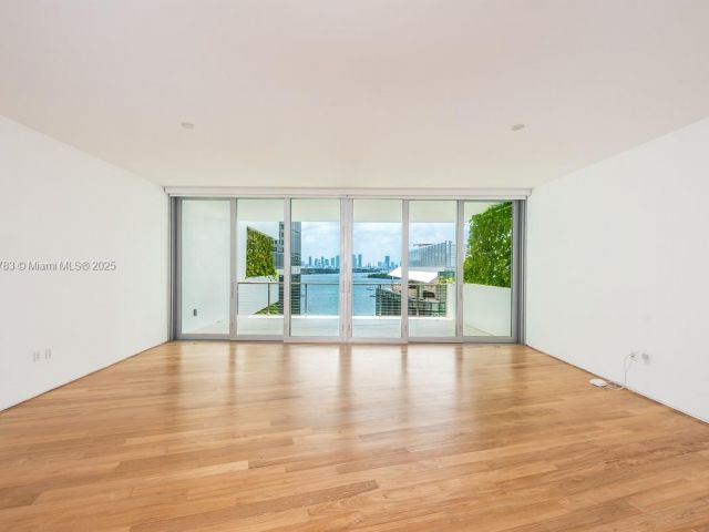 Продажа квартиры #9D - фото 6176726