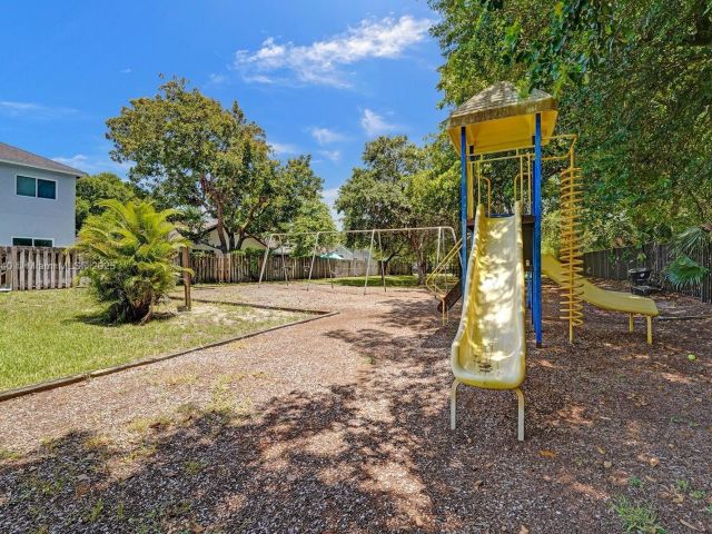 Продажа дома по адресу 7340 Andorra Pl - фото 6174901