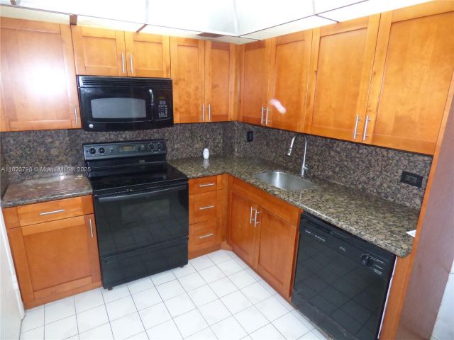 Продажа квартиры #202 - фото 6176182