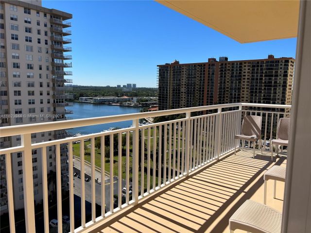 Квартира в аренду номер1505 - фото 6198886