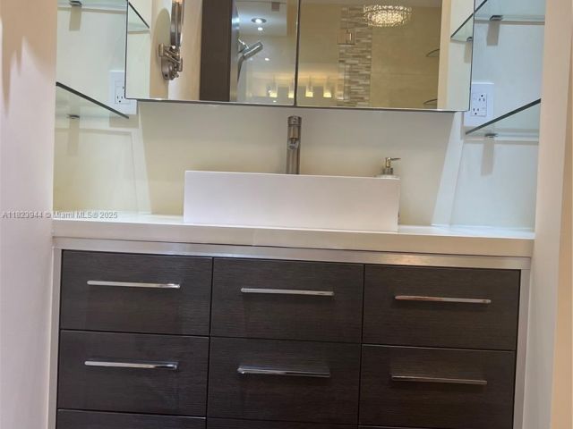 Квартира в аренду номер1505 - фото 6198900