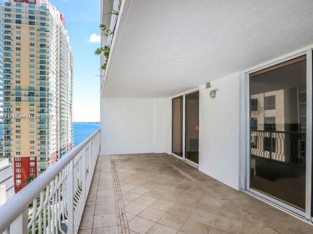 Продажа квартиры #1518 - фото 6176786