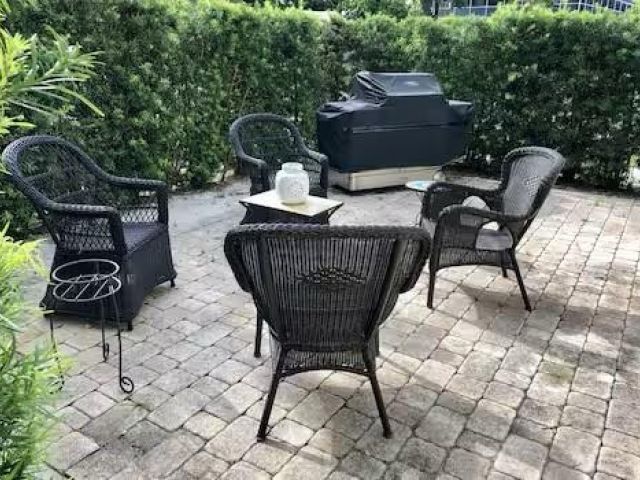 Дом в аренду по адресу 700 SW 8th Way - фото 6176417